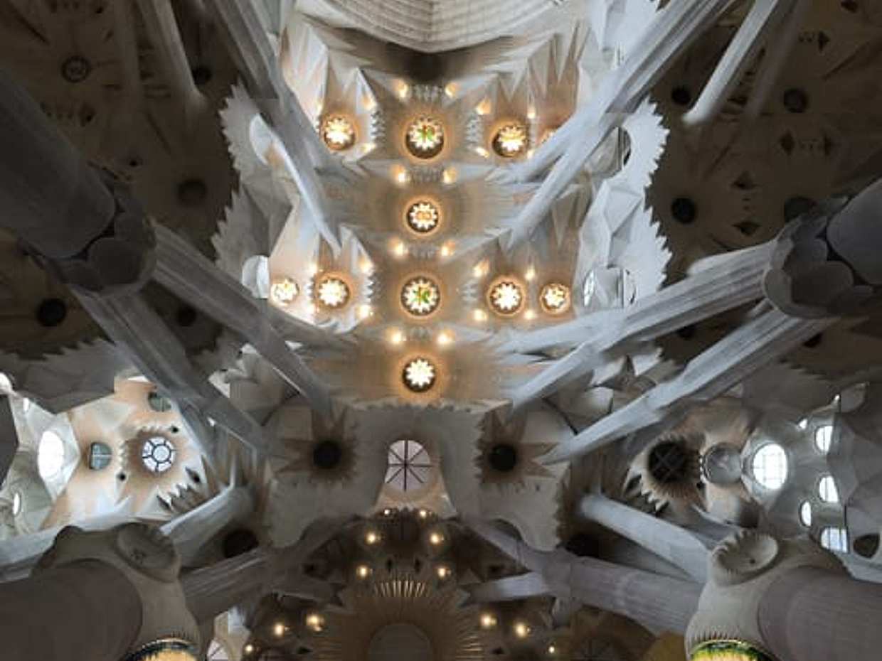 Sagrada Familia Semi Private Tour Skip-the-line FRENCH in Spain, Barcelona, photo 5