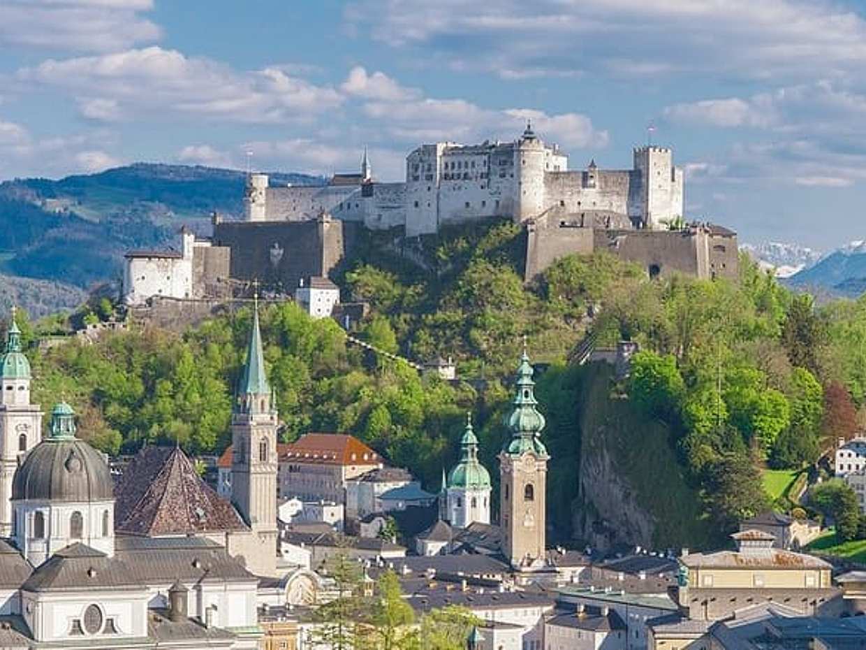 Full Private Day Trip from Vienna to Salzburg and Lakes Region  in Austria, photo 2