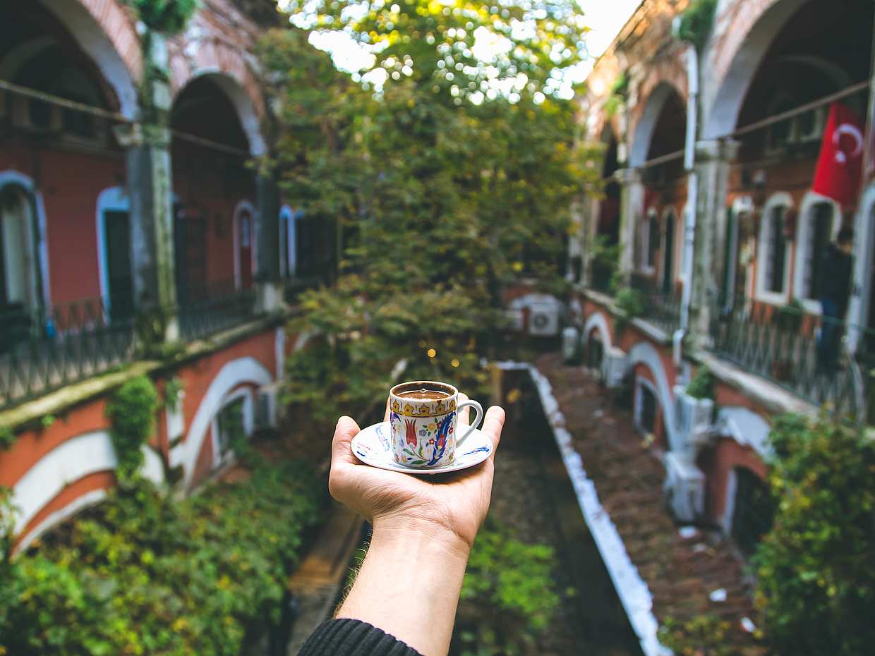 Istanbul Street Art Tour, Türkiye, photo 2