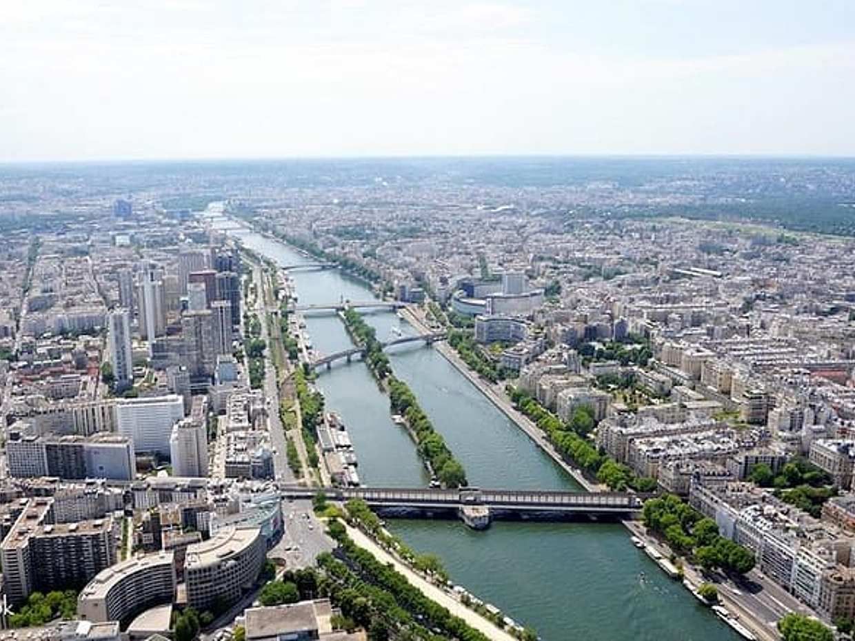 OT Paris Eiffel Tower 2nd Level English Guided Tour with Ticket For Summit, photo 4