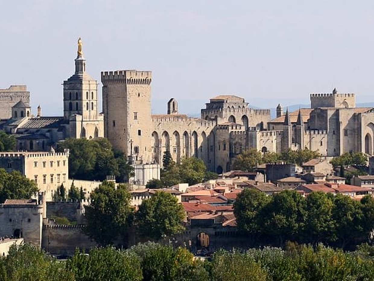Full day Shore Excursion to Avignon and Aix en Provence