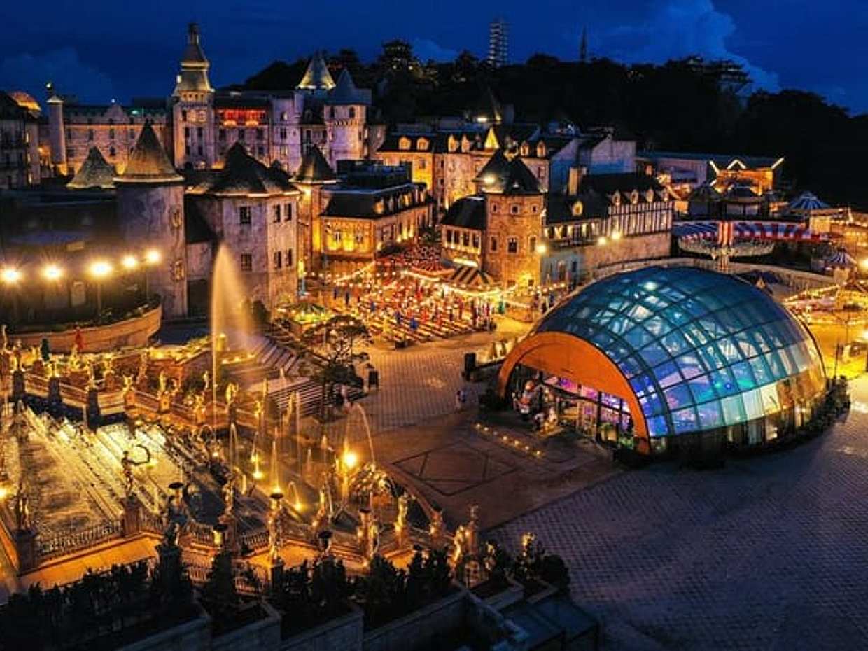 Da Nang Ba Na Hills Night Private Tour Guide & Car, Vietnam