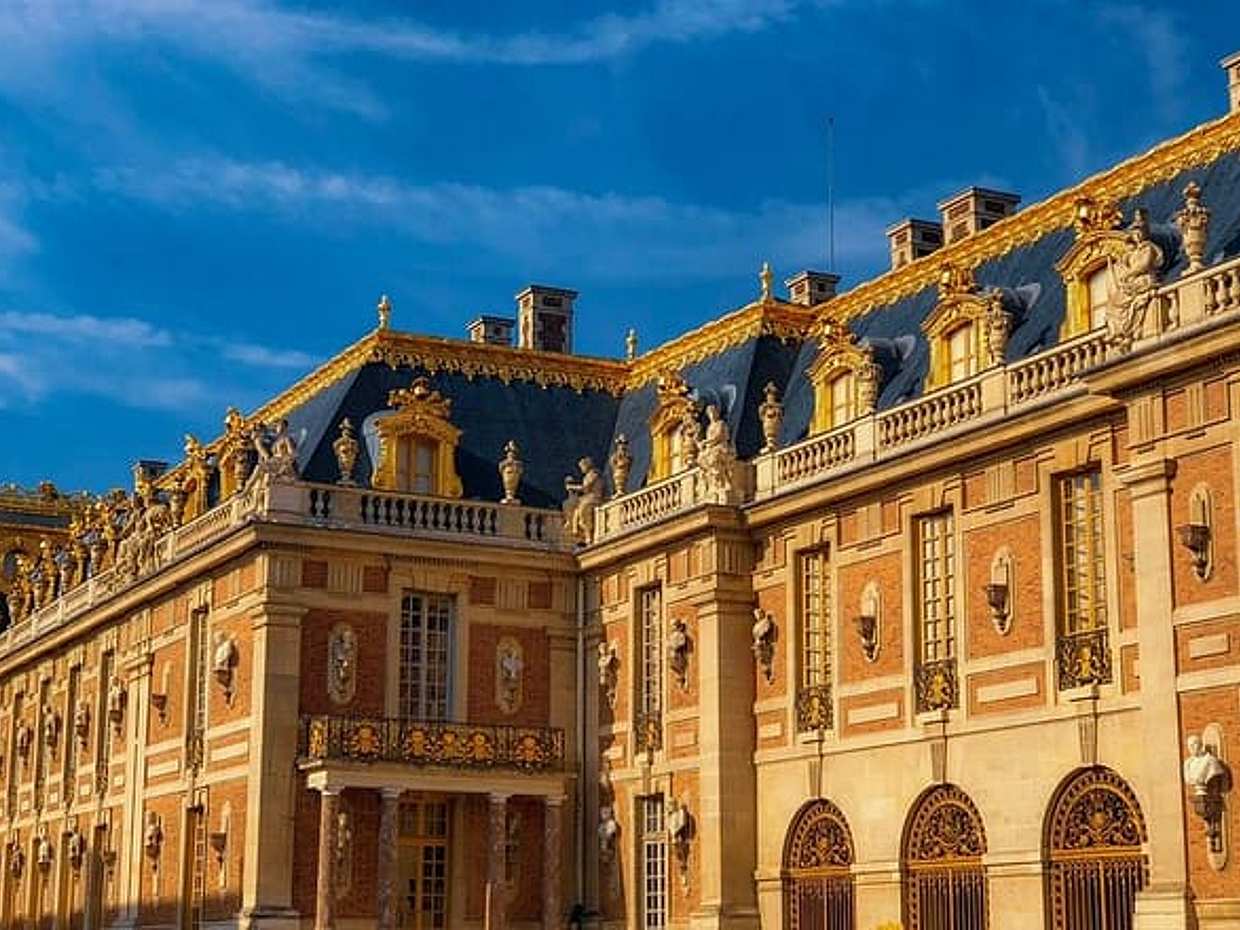 Full Day Paris Private Tour with Pick up from CDG Orly Airport