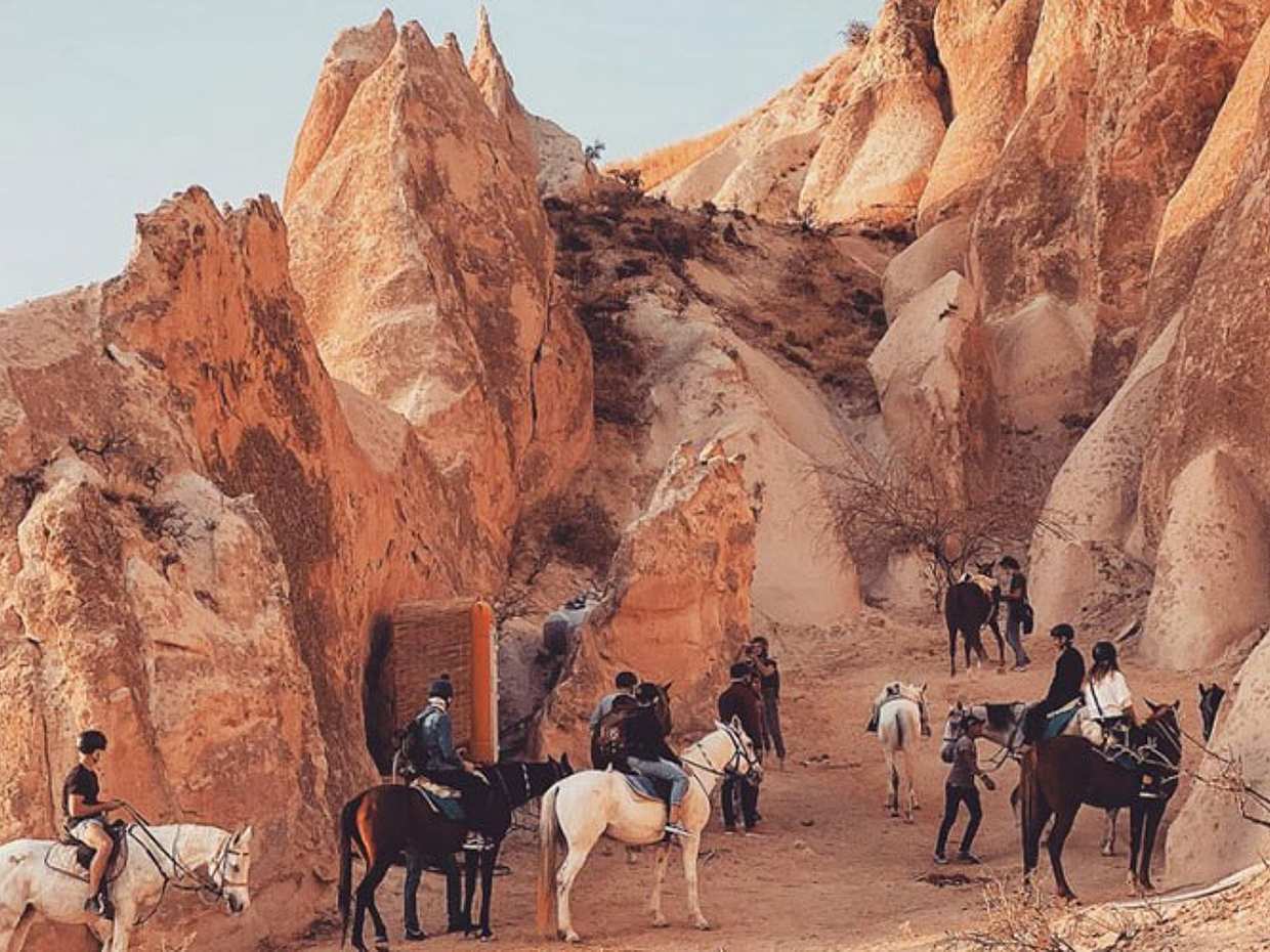 Cappadocia Sunset Horseback Riding Tour Through the Valleys (2 Hours) in Turkey, photo 5