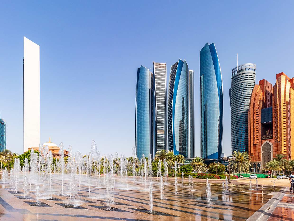 Dubai'den Louvre Müzesi Ziyareti ile Abu Dabi Şehir Turu
