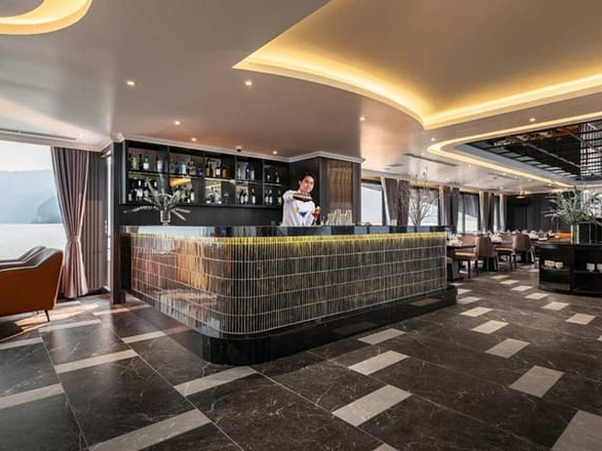 Taliya Modern Yacht Style in Halong Bay with Luxury Service, photo 2