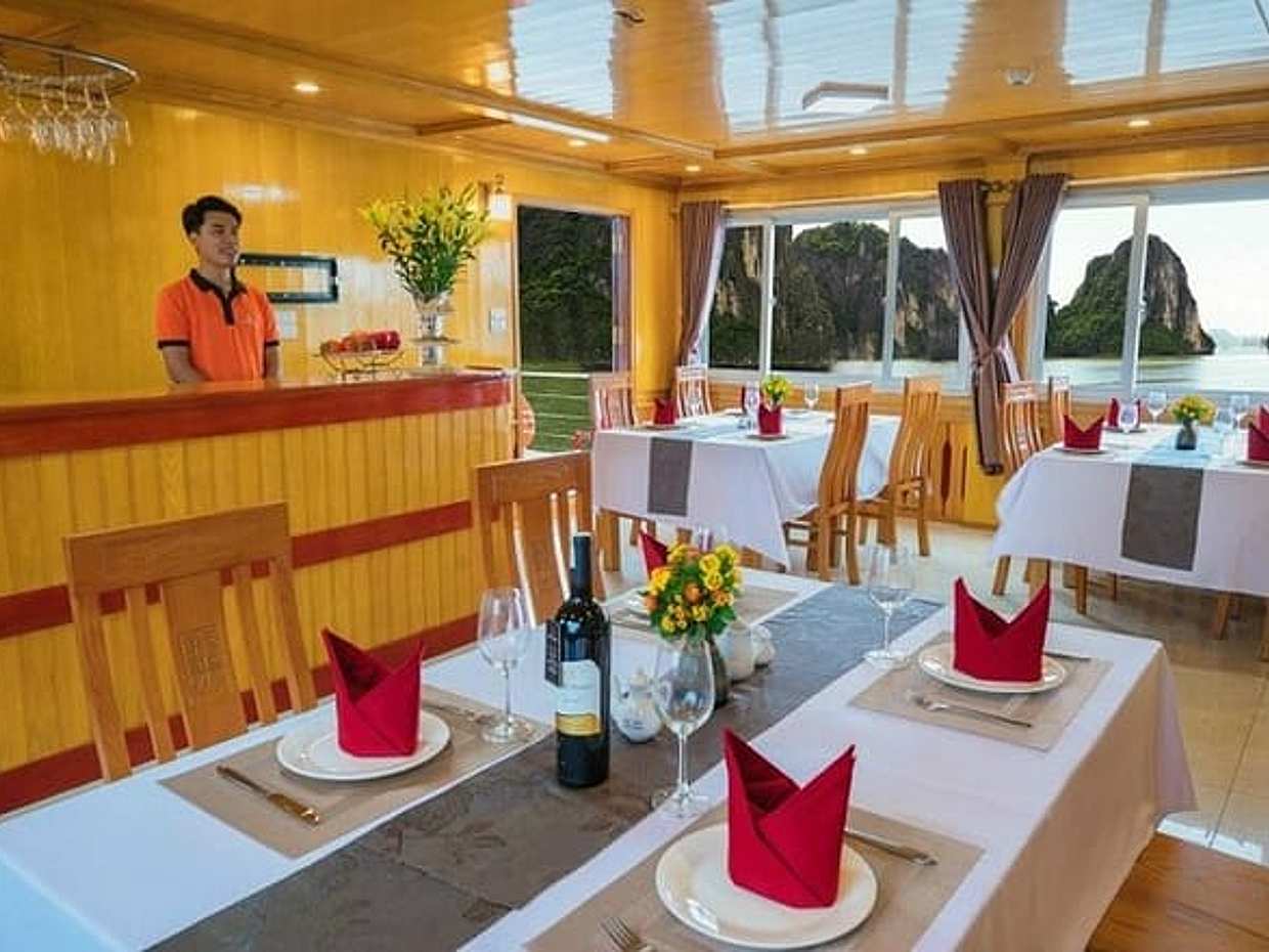 Boutique Cruise: 2-Day 1-Night Lan Ha Bay & Cat Ba Island Tour, photo 3