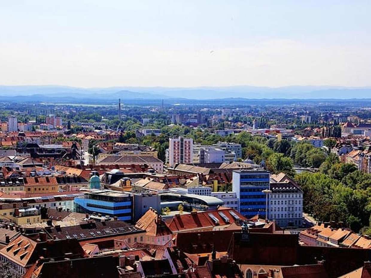 Strolling Graz: Medieval Lanes, Baroque Splendor & Modern Marvels, photo 3
