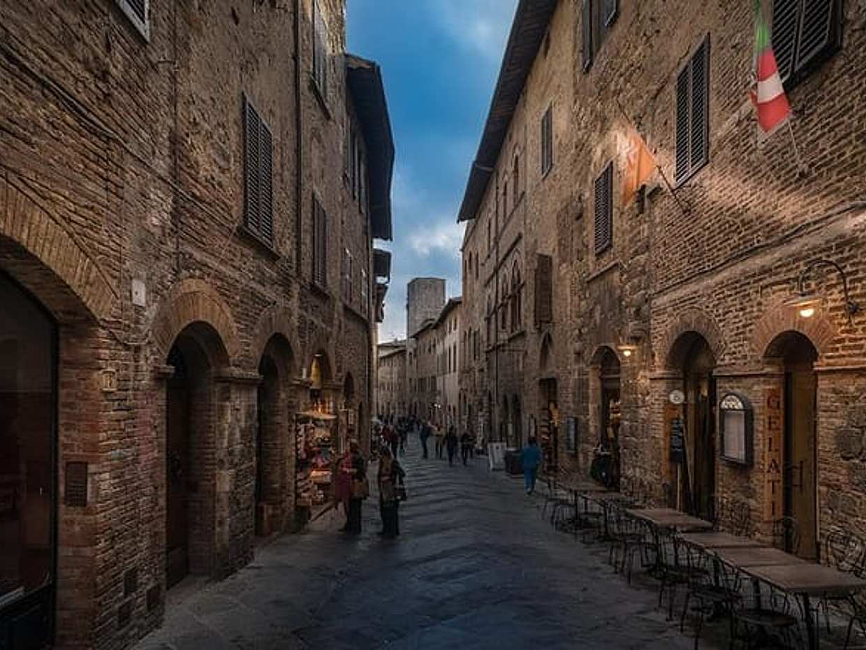 Shore excursion from Livorno to Siena and San Gimignano by private minivan, photo 3
