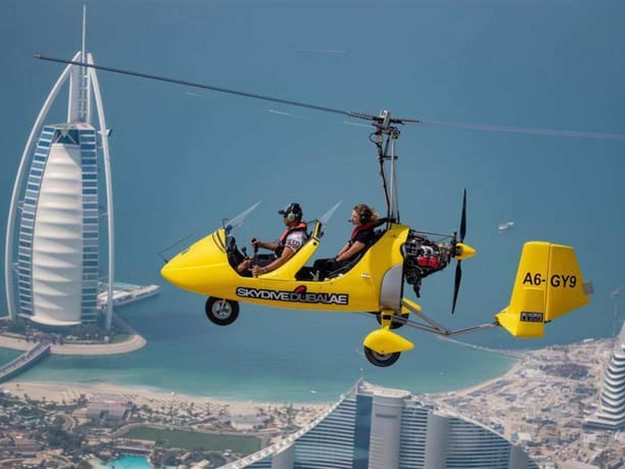 Let vrtulníkem v Dubaji, Spojené arabské emiráty