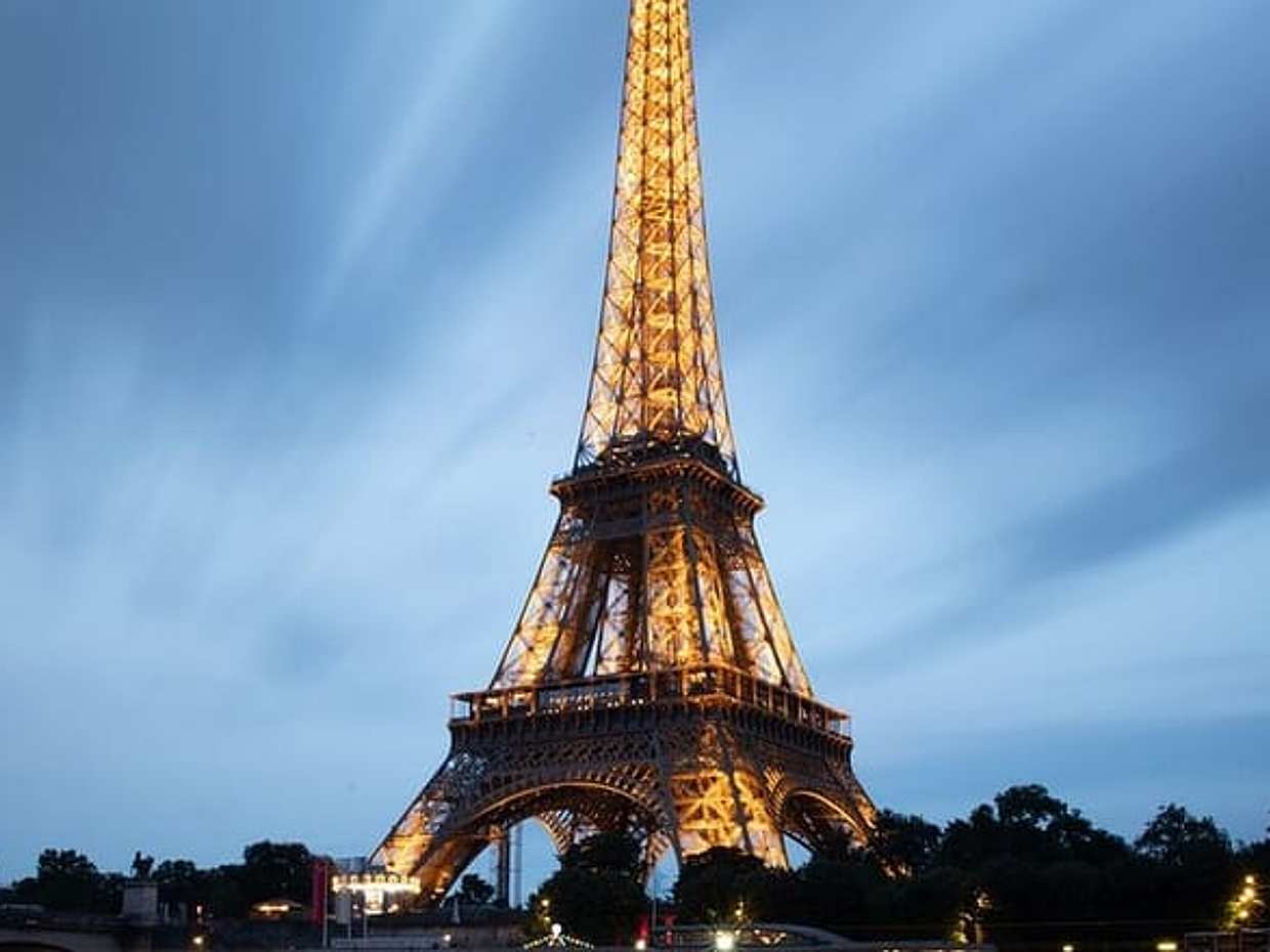 Eiffel Tower Skip The Line Summit with Host, photo 4