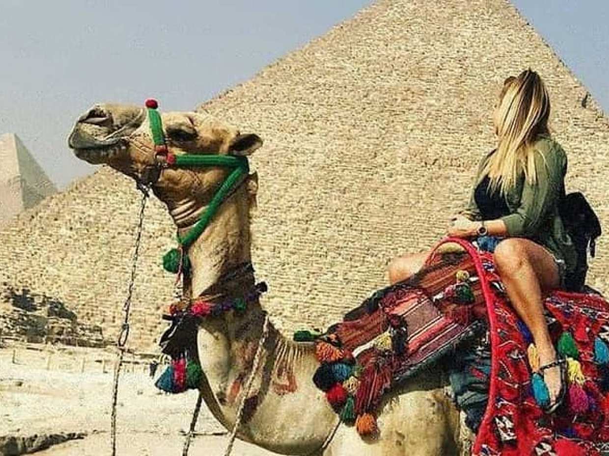 Private Half Day Trip Visit Giza Pyramids &Sphinx with Camel Ride