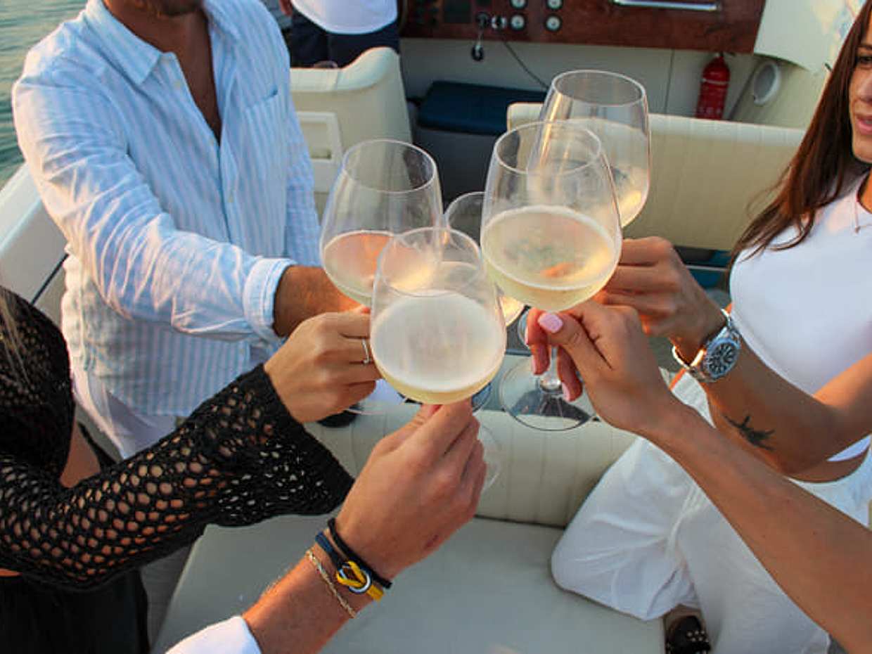 4 hours Boat Cruise on Lake Garda from Lazise, photo 2