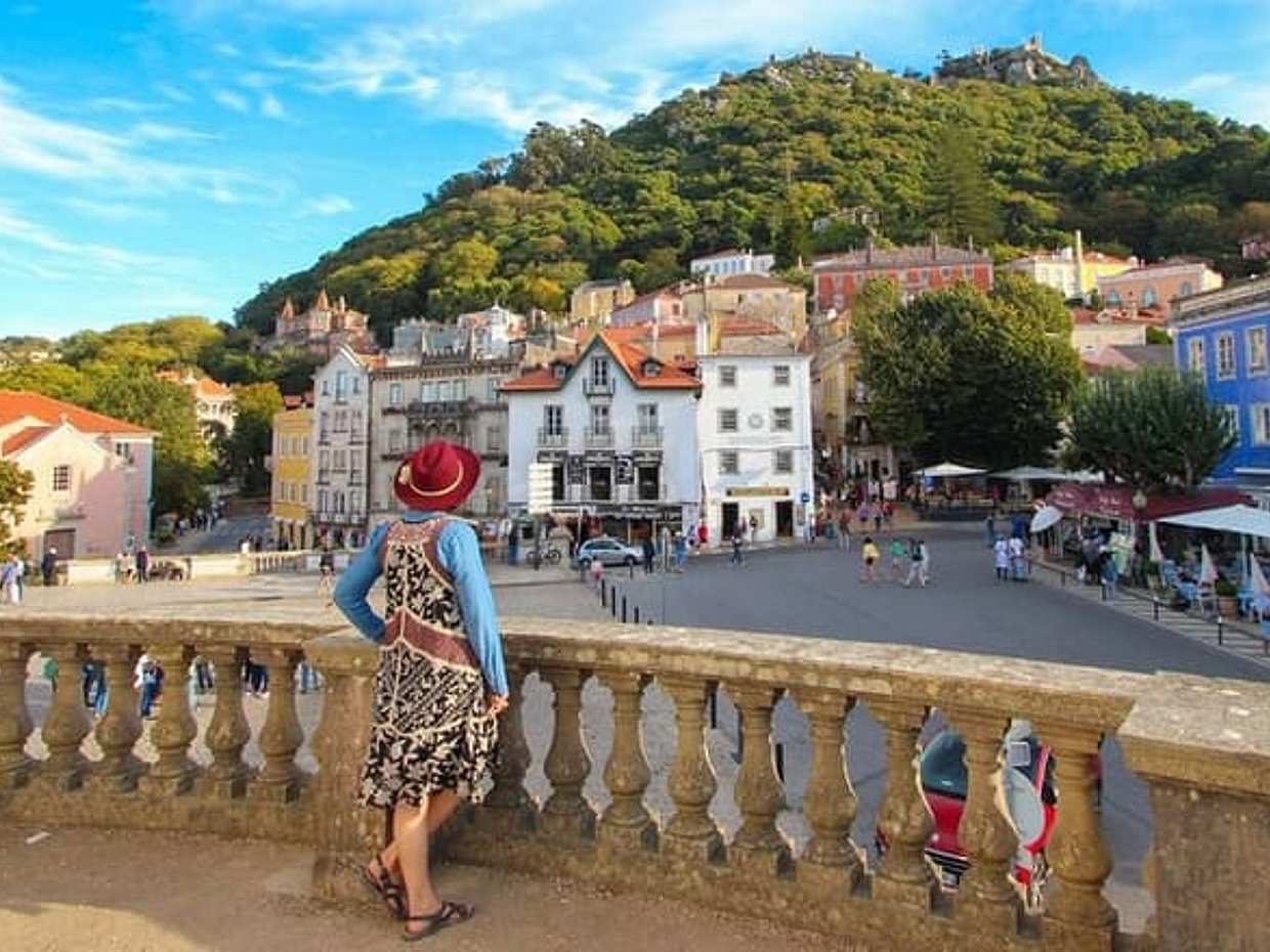 Small Group Tour to Sintra, Pena Palace, Cabo Roca and Cascais in Portugal, Lisbon, photo 2