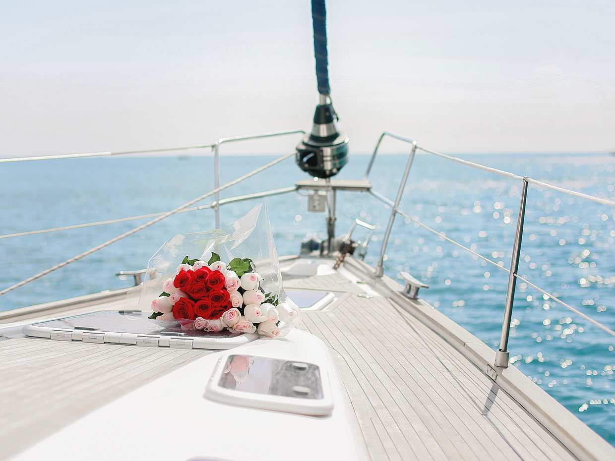 Anniversary or Proposal on a Private Yacht, photo 3