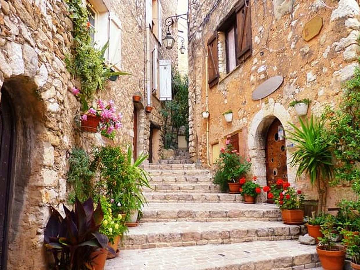 Full-Day Shared Tour Provence and its Medieval Villages from Nice, photo 3