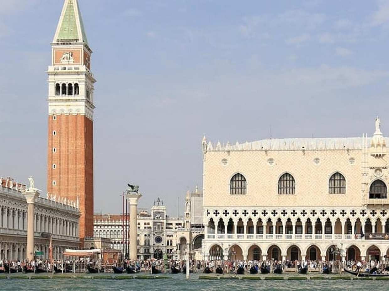 Private Ultimate Venice: Full-Day Tour with Doge’s Palace & Private Gondola Ride