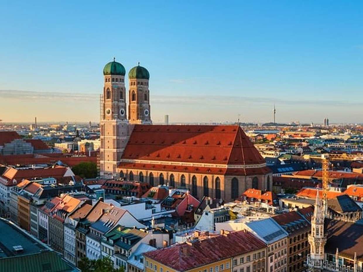 Munich Scavenger Hunt & Highlights Self-Guided Walking Tour, photo 3