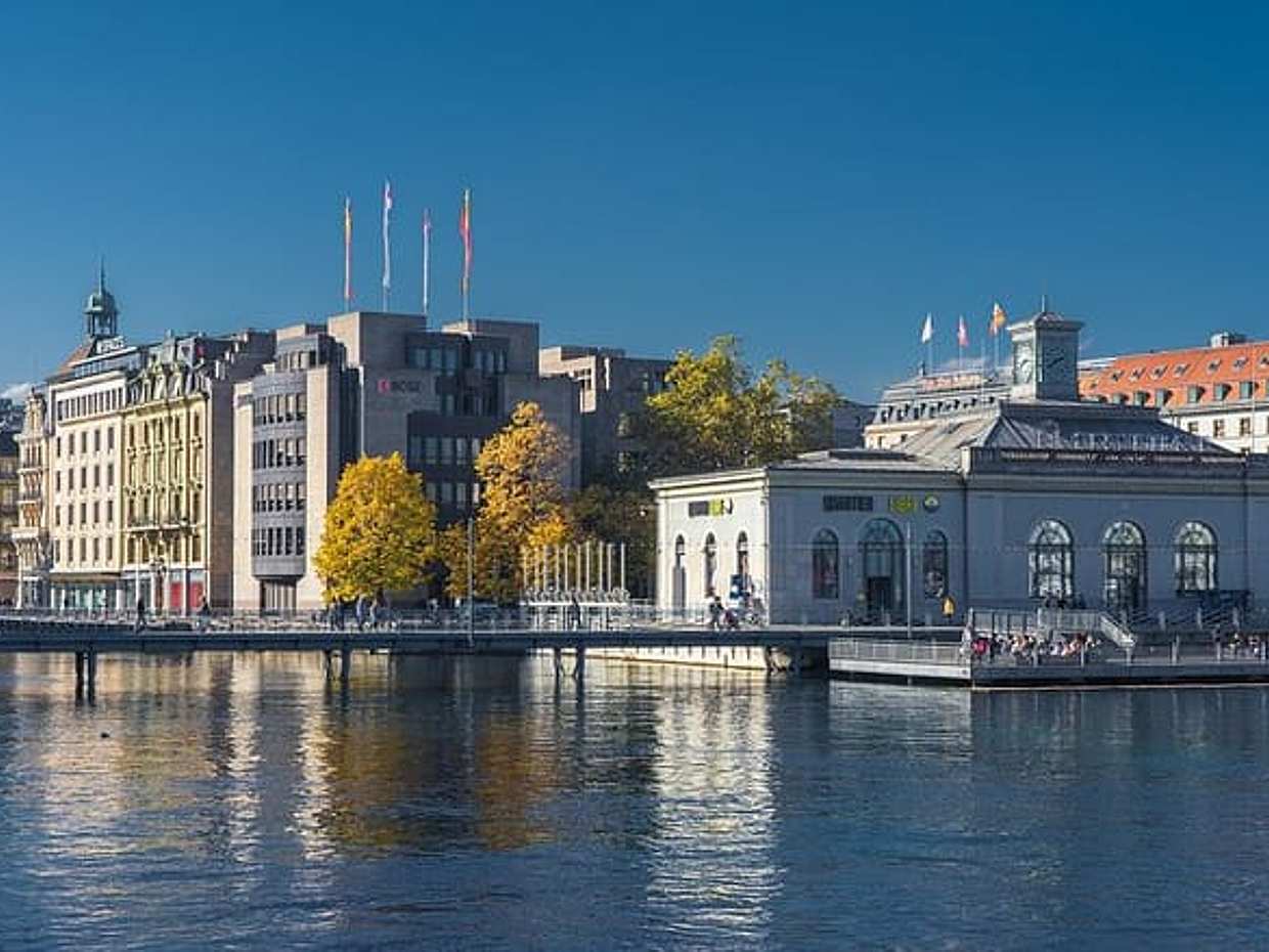 Lyon to Geneva Private Transfer Service