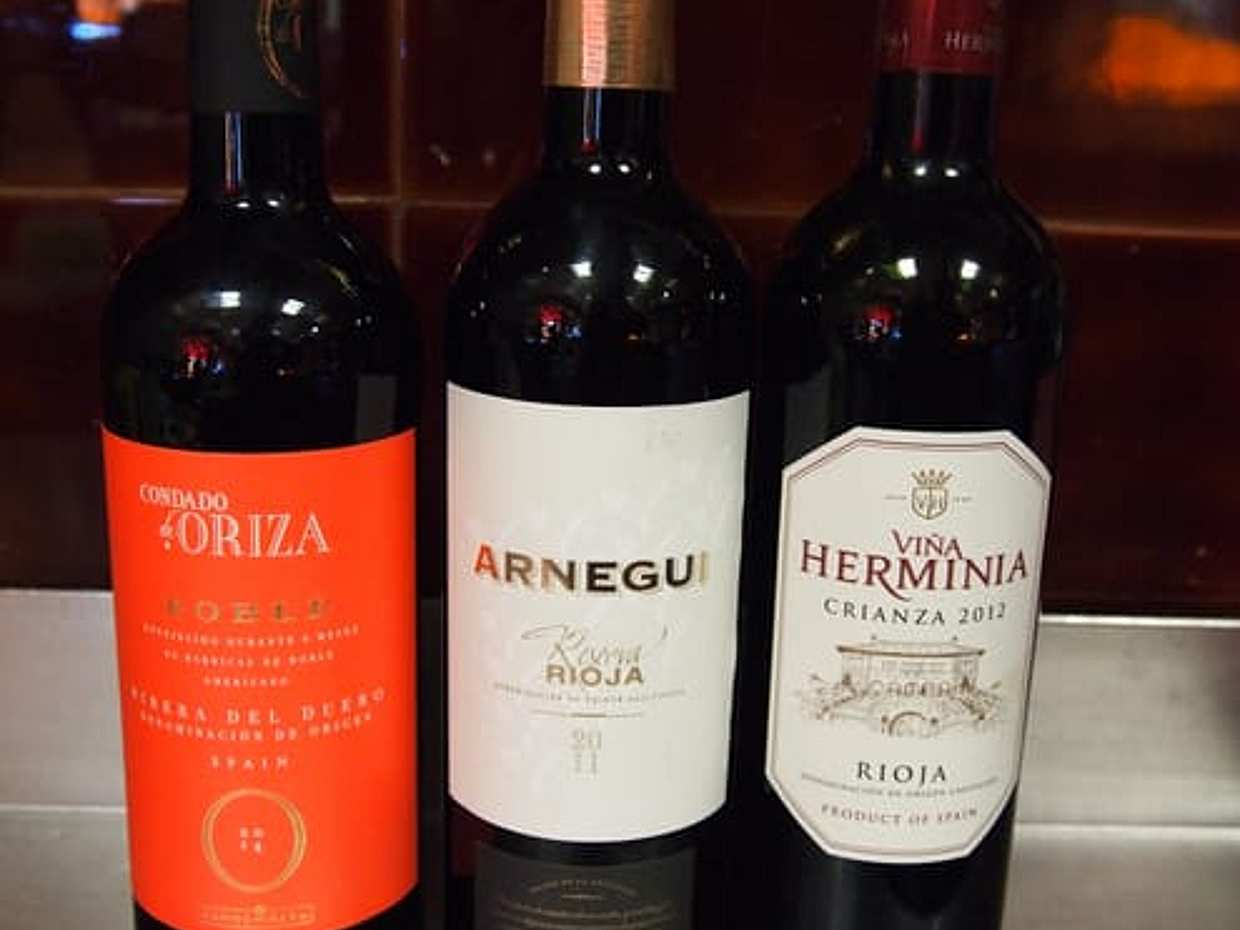 Madrid Local's Wine and Tapas Lunch Tour with a side of History in Spain, photo 4