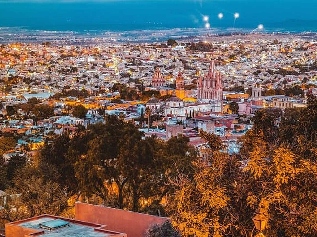 Mexico City → San Miguel de Allende - Private Transfer with Optional Sightseeing