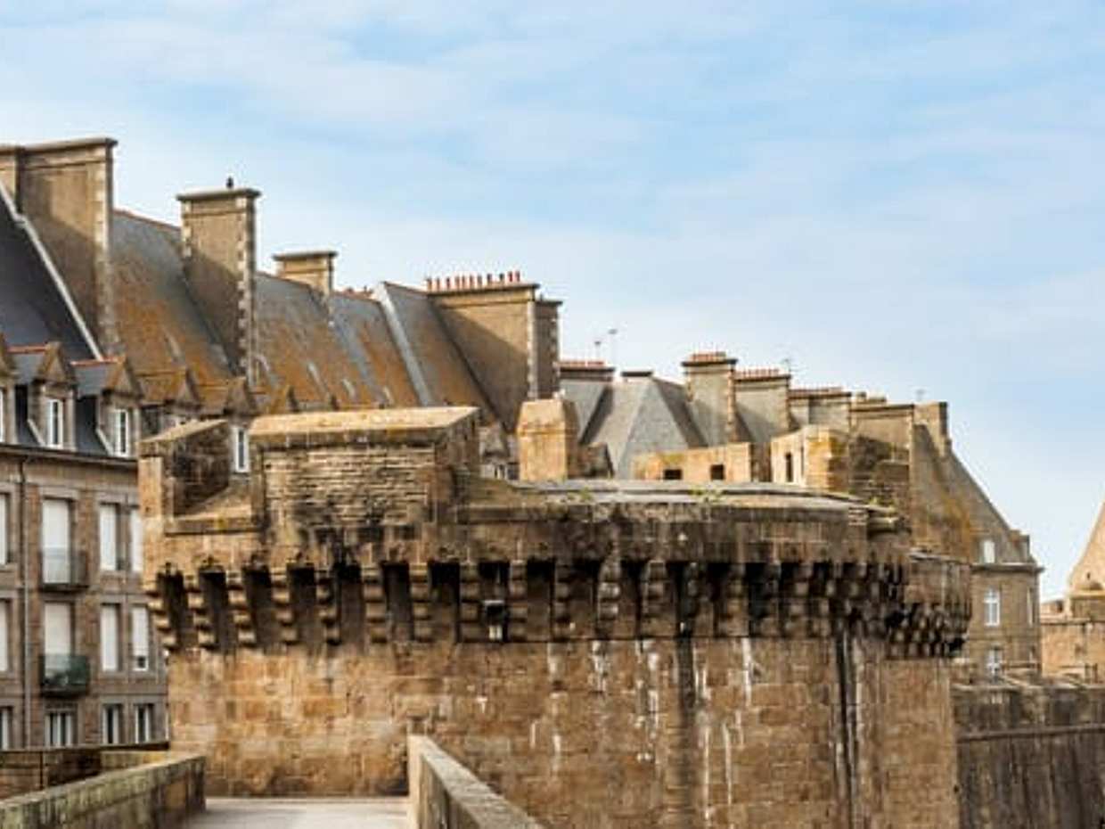 Saint-Malo Cruise Excursion: Private Guided Walking Tour