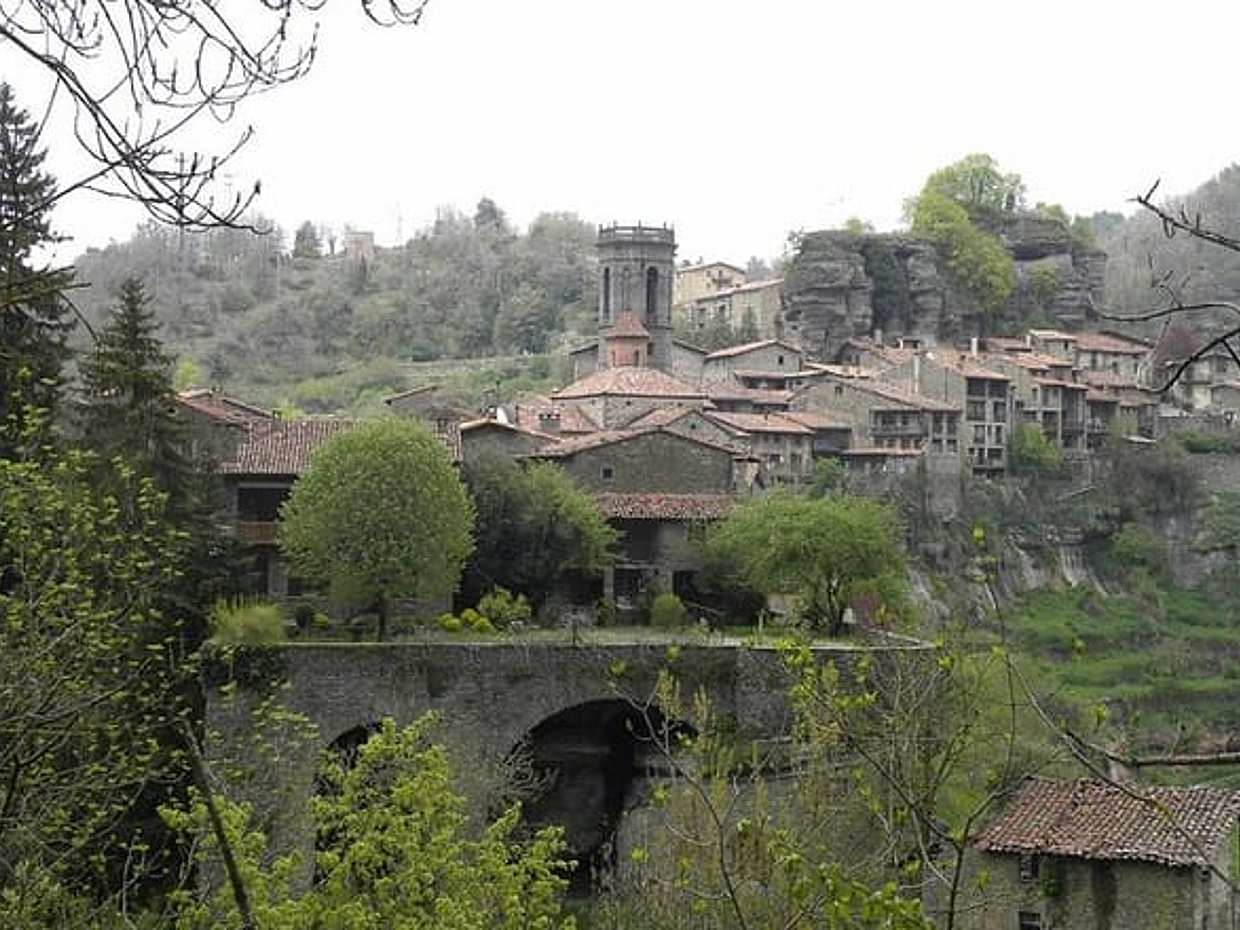Besalú, Rupit & Vic Private Tour small group and hotel pick up from Barcelona, photo 4