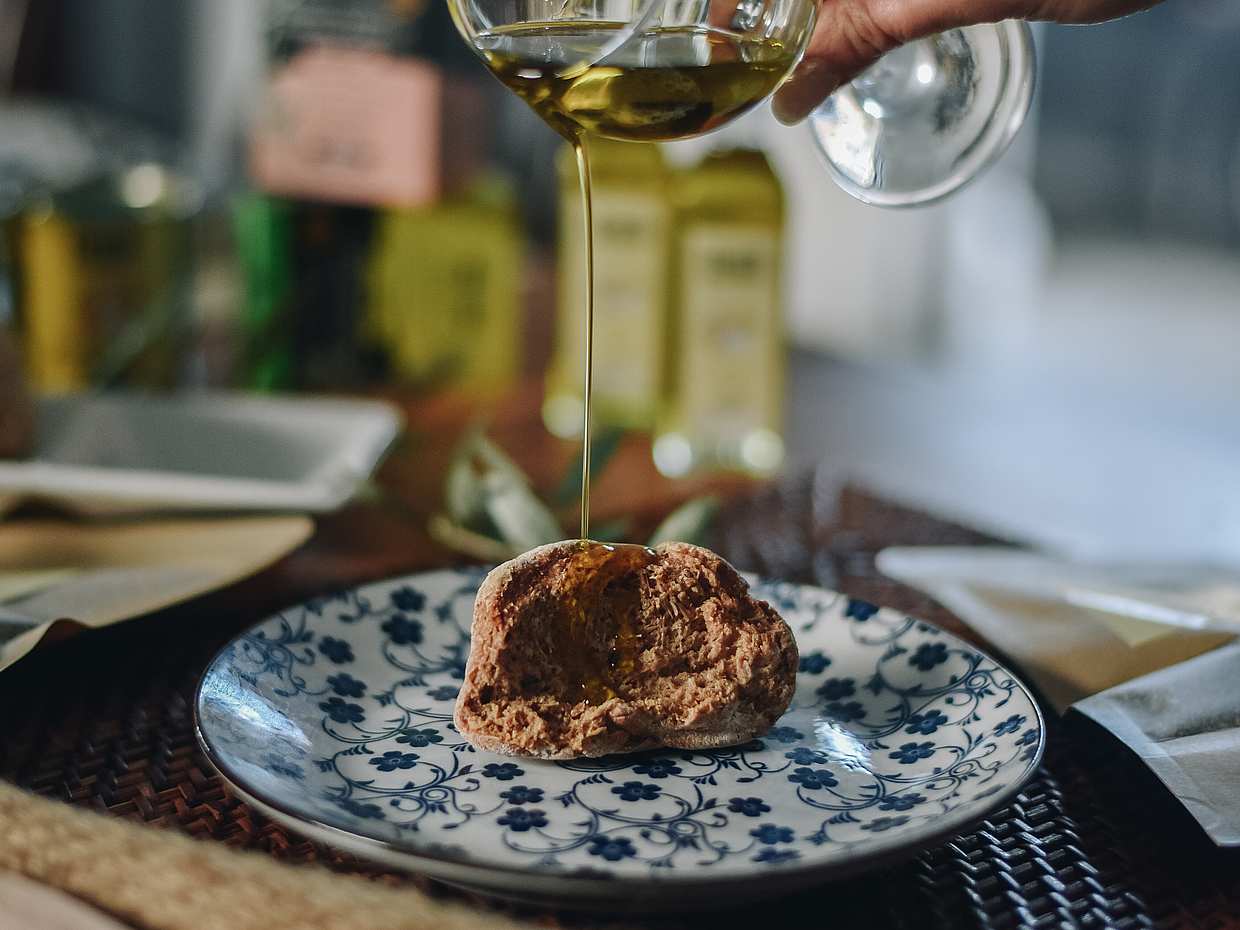 Olive Mill & Olive Oil Tasting Tour in Greece, Heraklion, photo 2