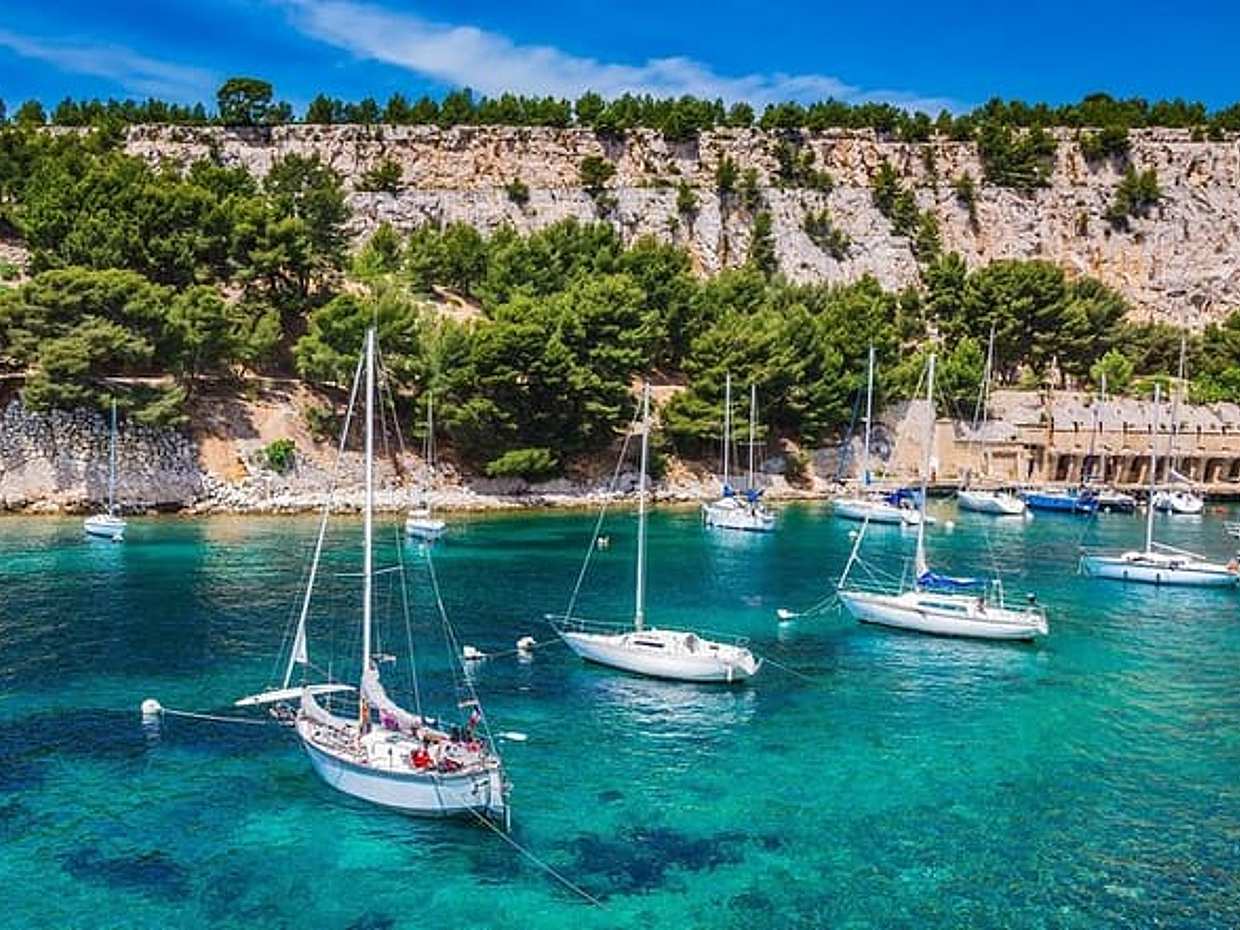 Calanques of Cassis, Aix-en-Provence & Wine Tasting Private Tour, photo 3