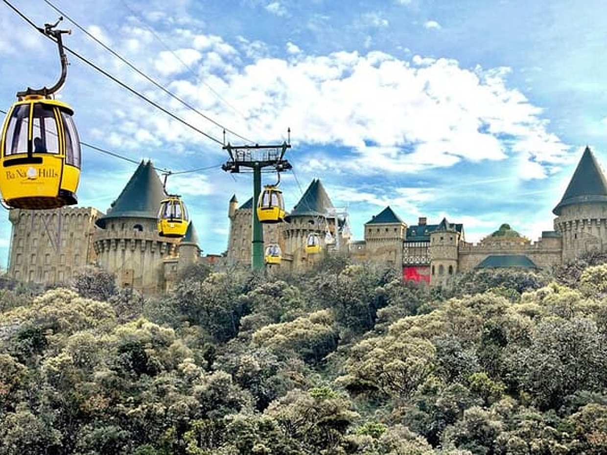 Luxury Ba Na Hills and Golden Bridge from Hoi An Private Tour in Vietnam, photo 4