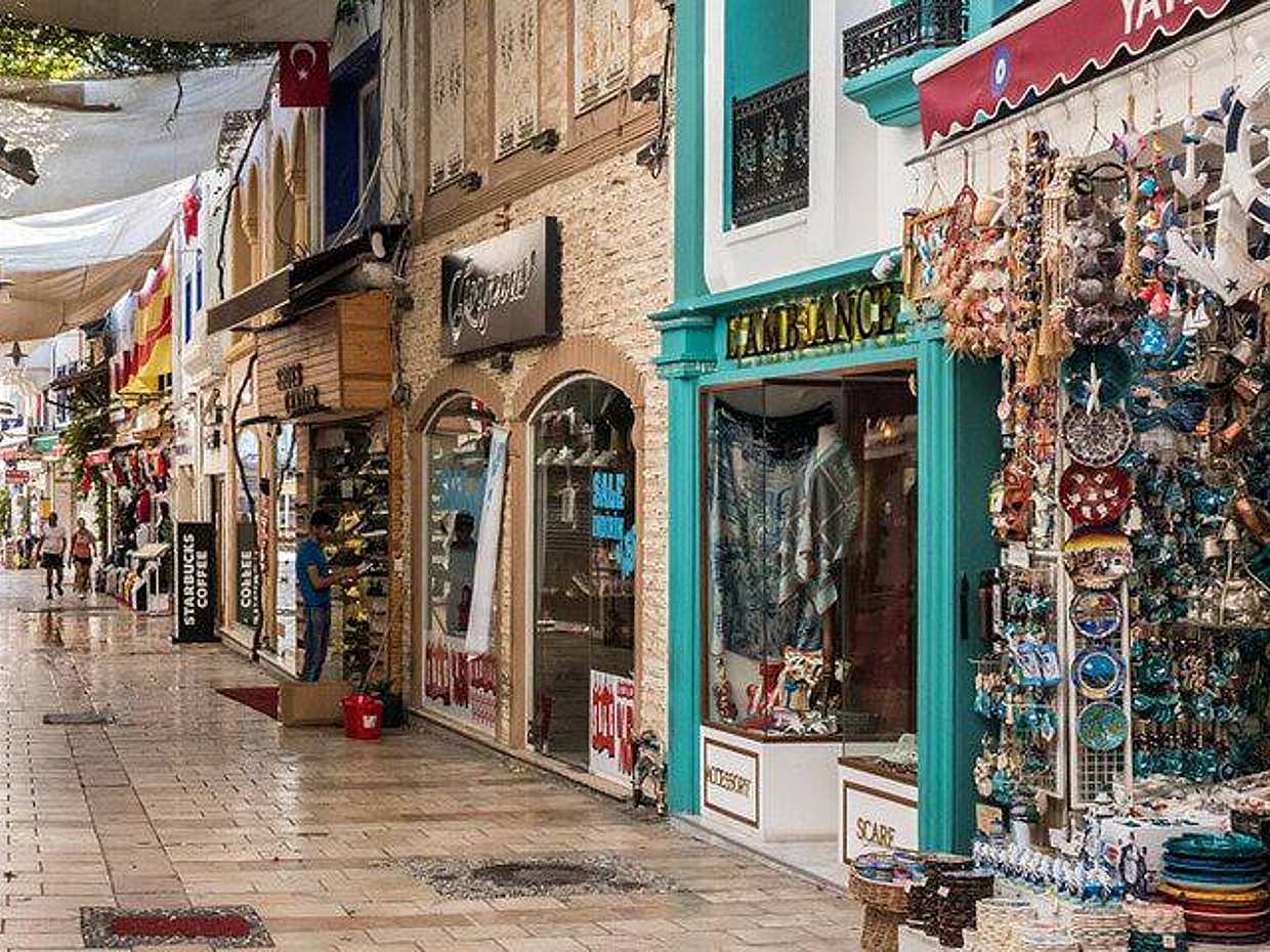 Private Walking and Shopping Tour in Bodrum