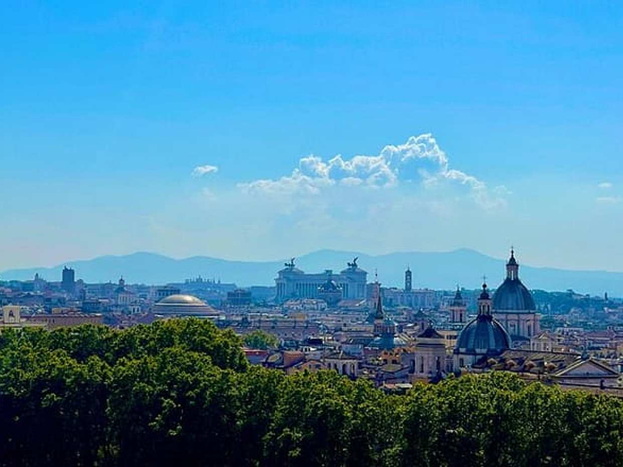 Best of Rome: Exclusive Chauffeured Sightseeing Tour in Italy