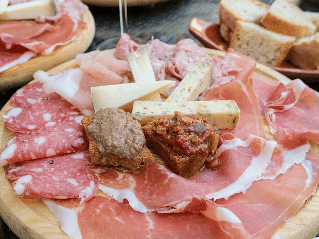 Milan Evening Tour: Aperitivo, Tram Ride & Dessert, photo 4
