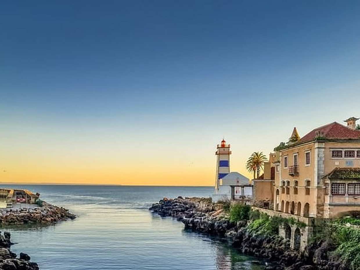 Sintra, Roca et Cascais : Excursion privée d'une journée avec billets pour le Palais de Pena au départ de Lisbonne, Portugal, photo 2