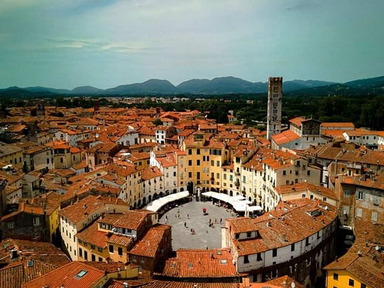 Discover Lucca and Pisa and Enjoy Buccellato Cake: Full Day Tour, photo 4