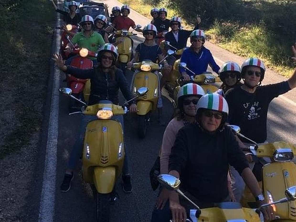 Vespa Tour in Chianti met wijnproeverij vanuit Florence in Italië, Siena, photo 3