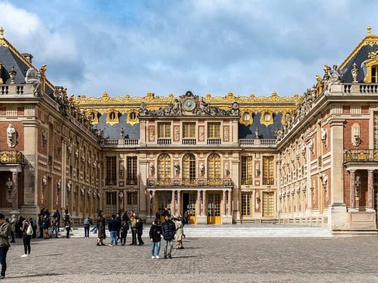 Guided Garden and Palace Tour of Versailles Grand Tour, photo 4