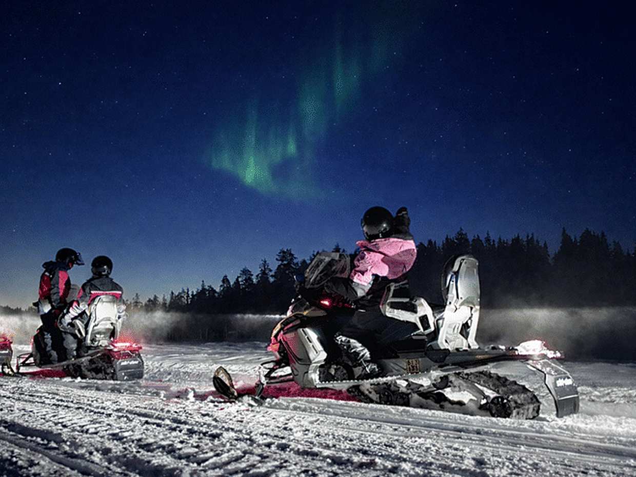 Arctic Night Snowmobile Safari with Campfire, Levi — adults only, photo 2