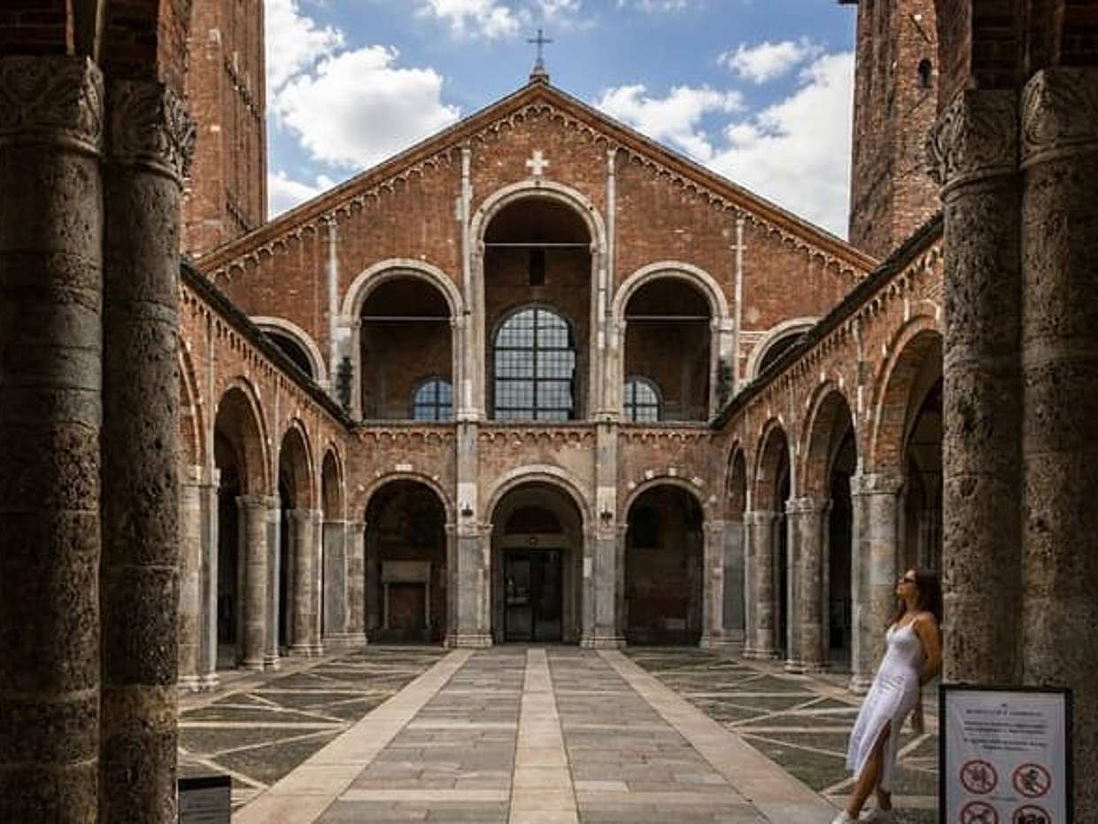 Milan Scavenger Hunt & Highlights Self-Guided Walking Tour in Italy, photo 3