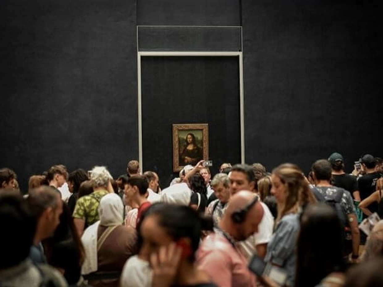 Louvre Museum Experience with Optional Macaron Tasting, photo 4
