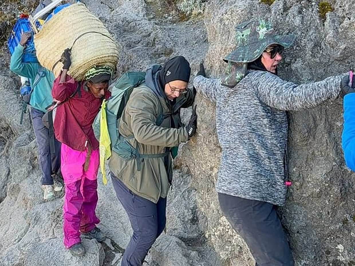 "Percorso Machame Kilimanjaro di 7 giorni | Il percorso più popolare con il whisky ad alto successo in Tanzania, Moshi", photo 3