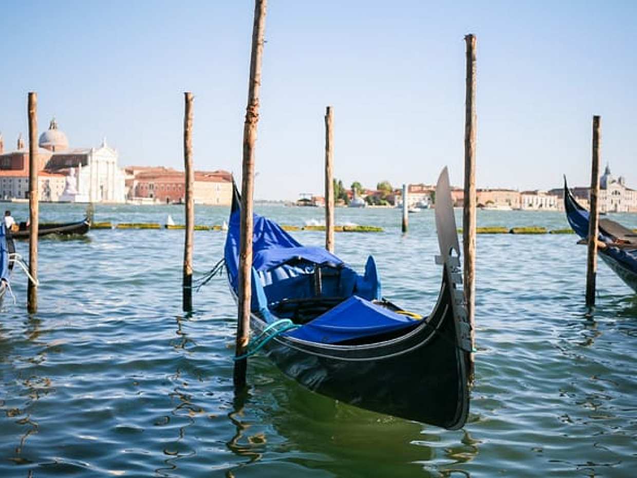 Gondola Ride in Venice, photo 5