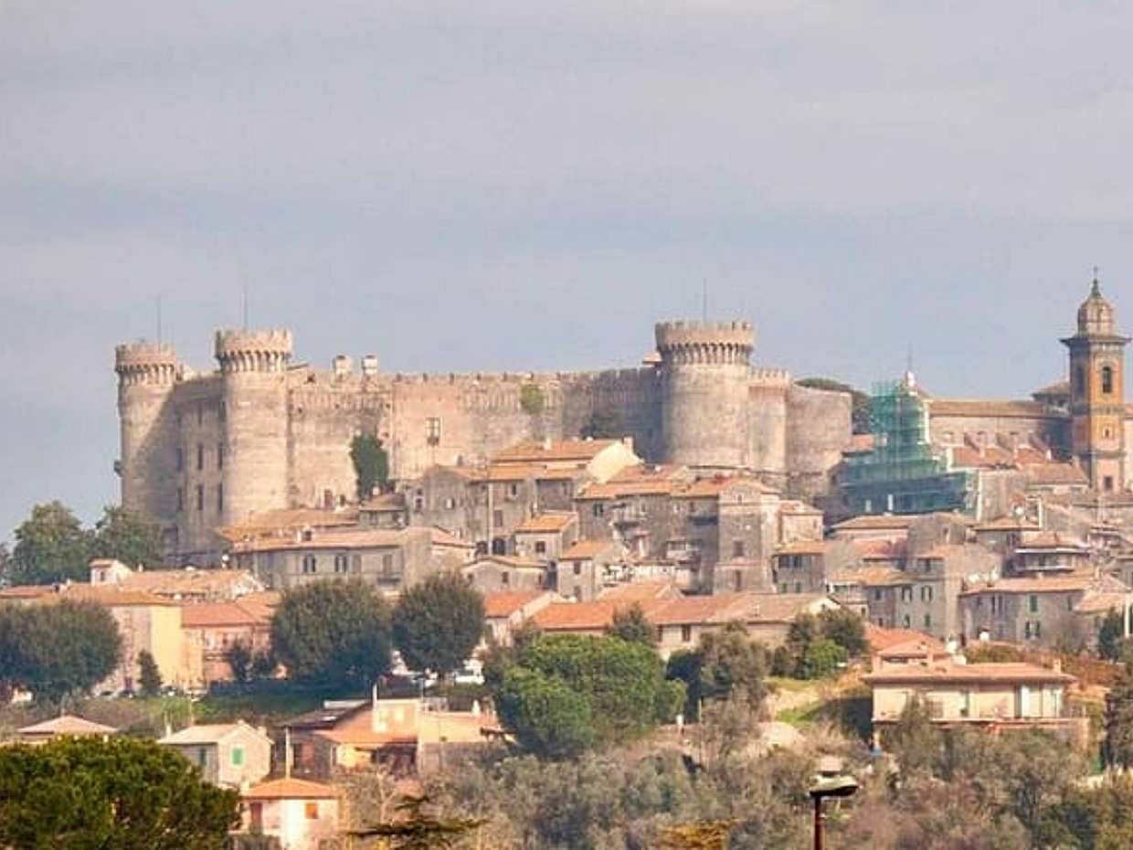 "Tour Privado: Tour medieval romántico y de misterios castillo Odescalchi en Italia, Roma", photo 3