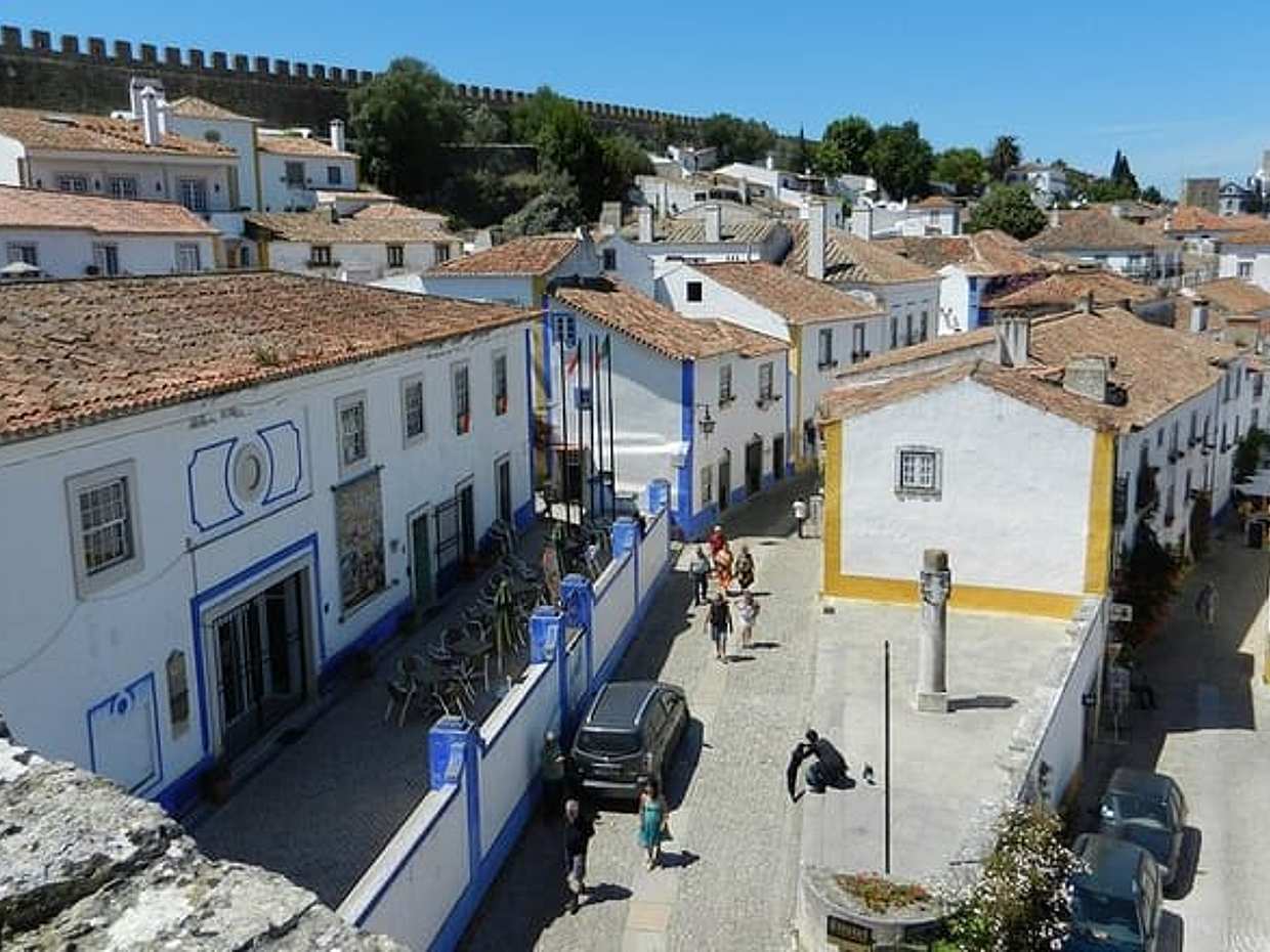 Private day trip from Lisbon to Mafra & Obidos, local driver in Portugal, photo 5