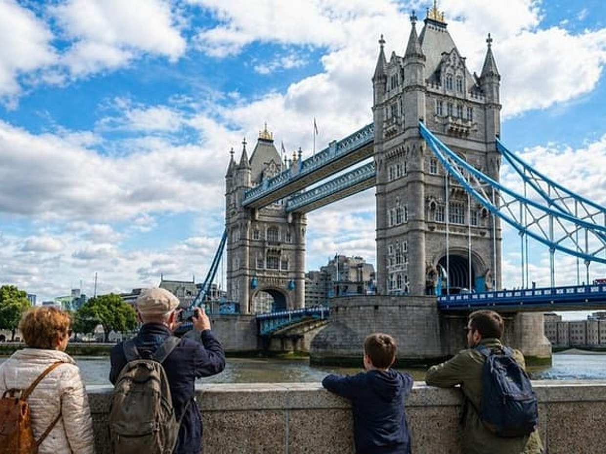 London Highlights Private Tour of Markets, Camden and City Sights in United Kingdom
