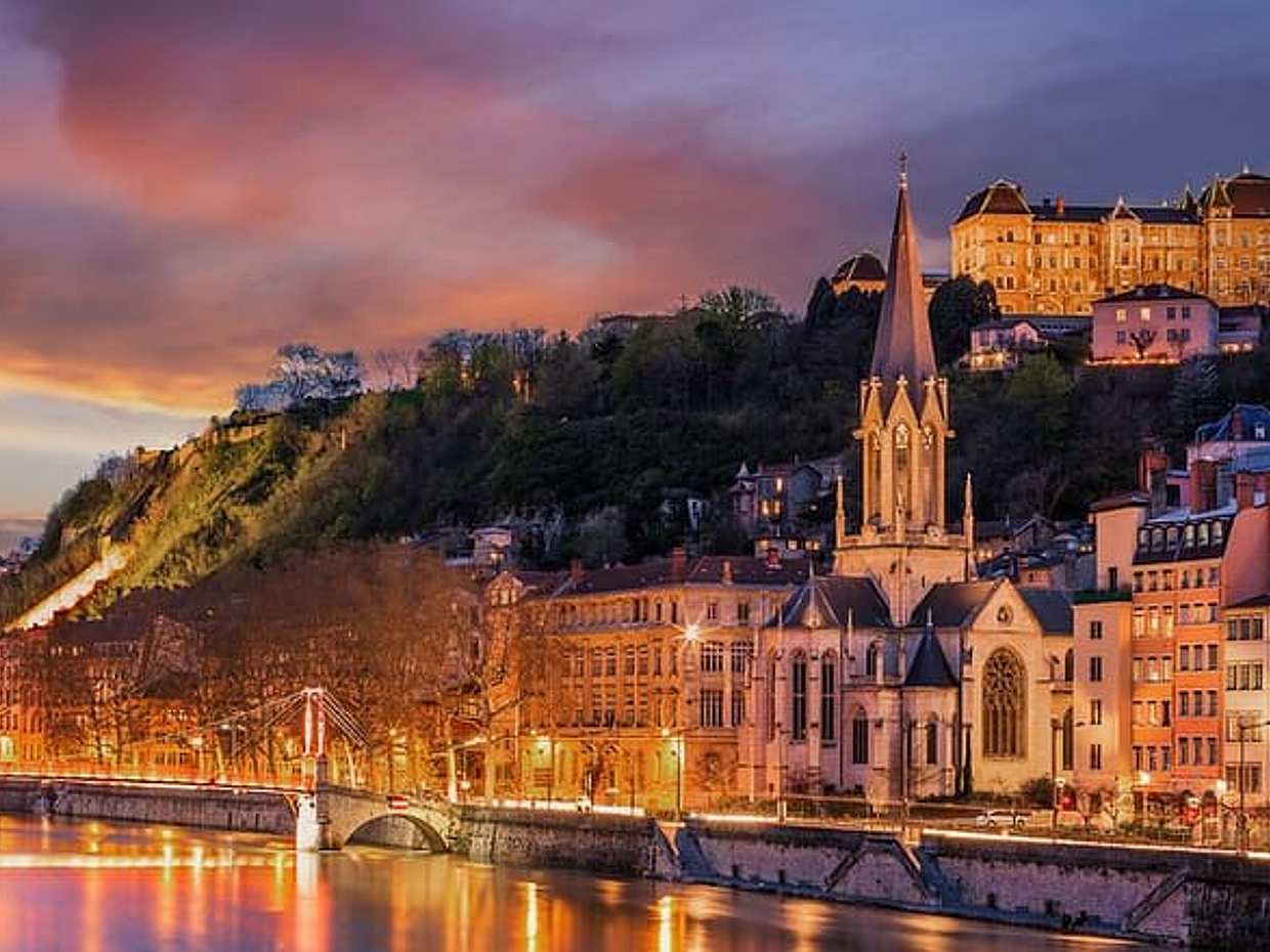 Geneva to Lyon Private Transfer with Sightseeing Stop in Annecy, photo 4