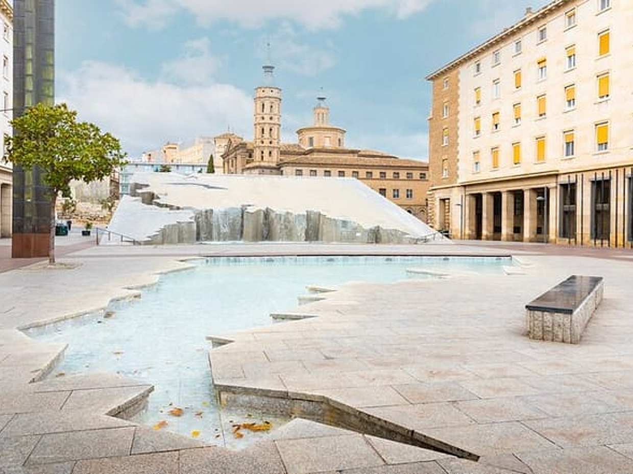 "Tour a pie autoguiado y búsqueda del tesoro en Zaragoza, España", photo 5