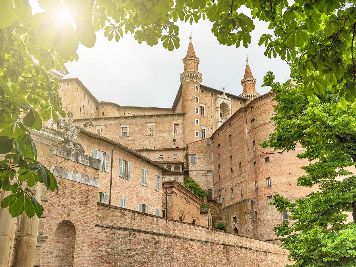 Urbino Stadtrundgang in Italien
, photo 4