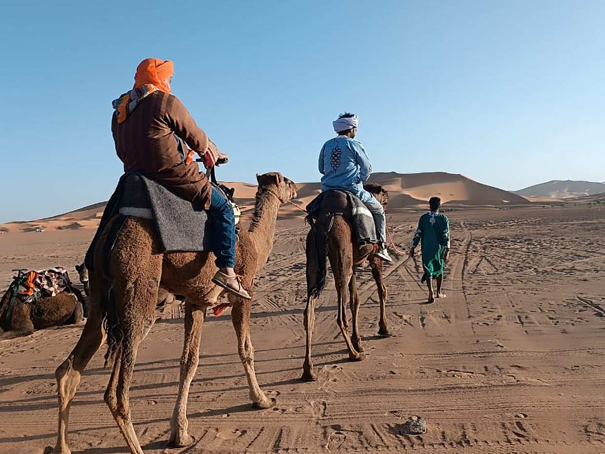 Kamelritt in der marokkanischen Sahara in Marokko, Merzouga, photo 2