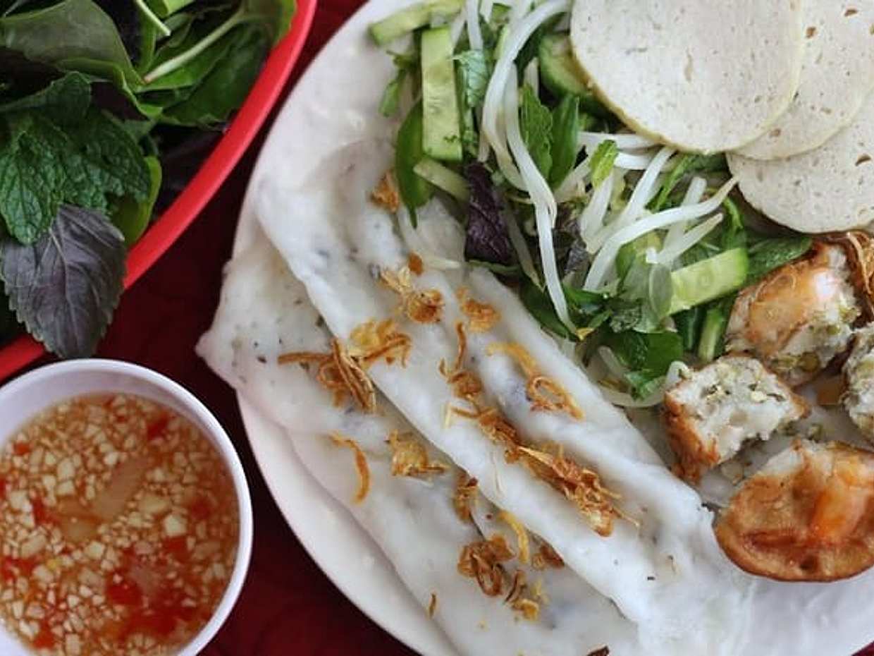 Small-group Foodie by Night in Saigon (04 hours) in Vietnam, Ho Chi Minh City, photo 4